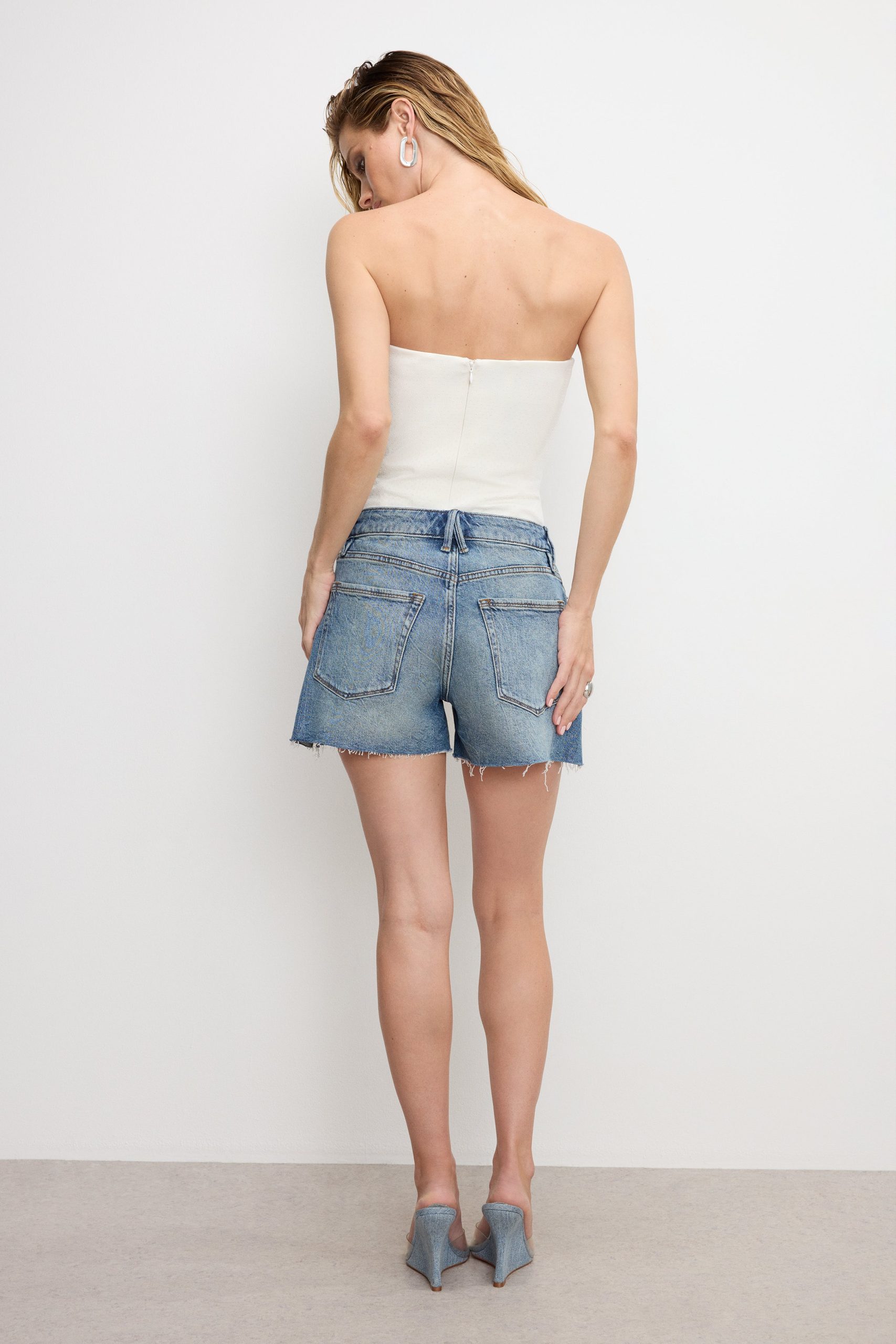 GOOD GIRLFRIEND SHORTS | INDIGO804 - Image 3