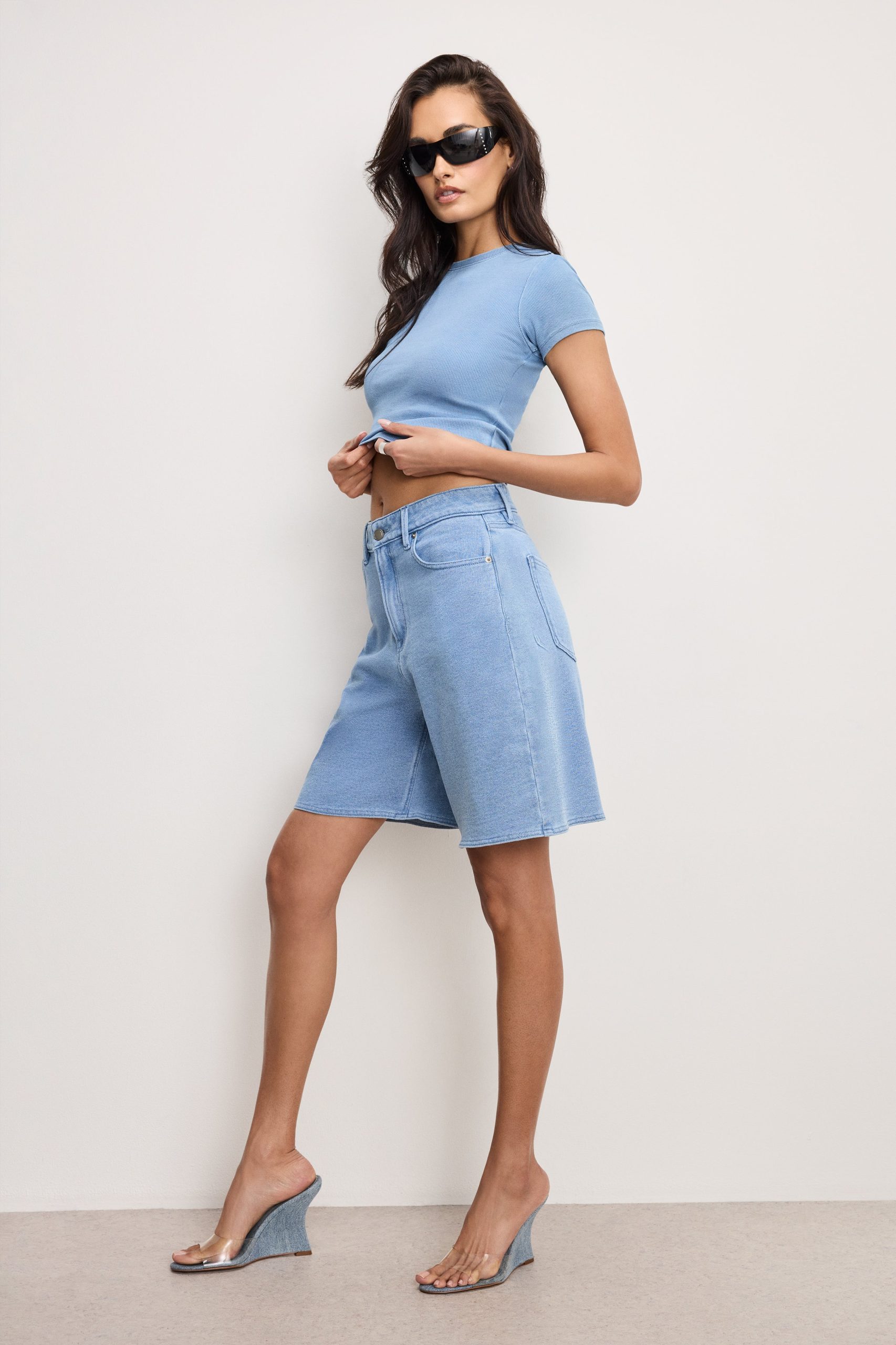 JEANIUS GOOD EASE BERMUDA SHORTS | INDIGO586 - Image 2