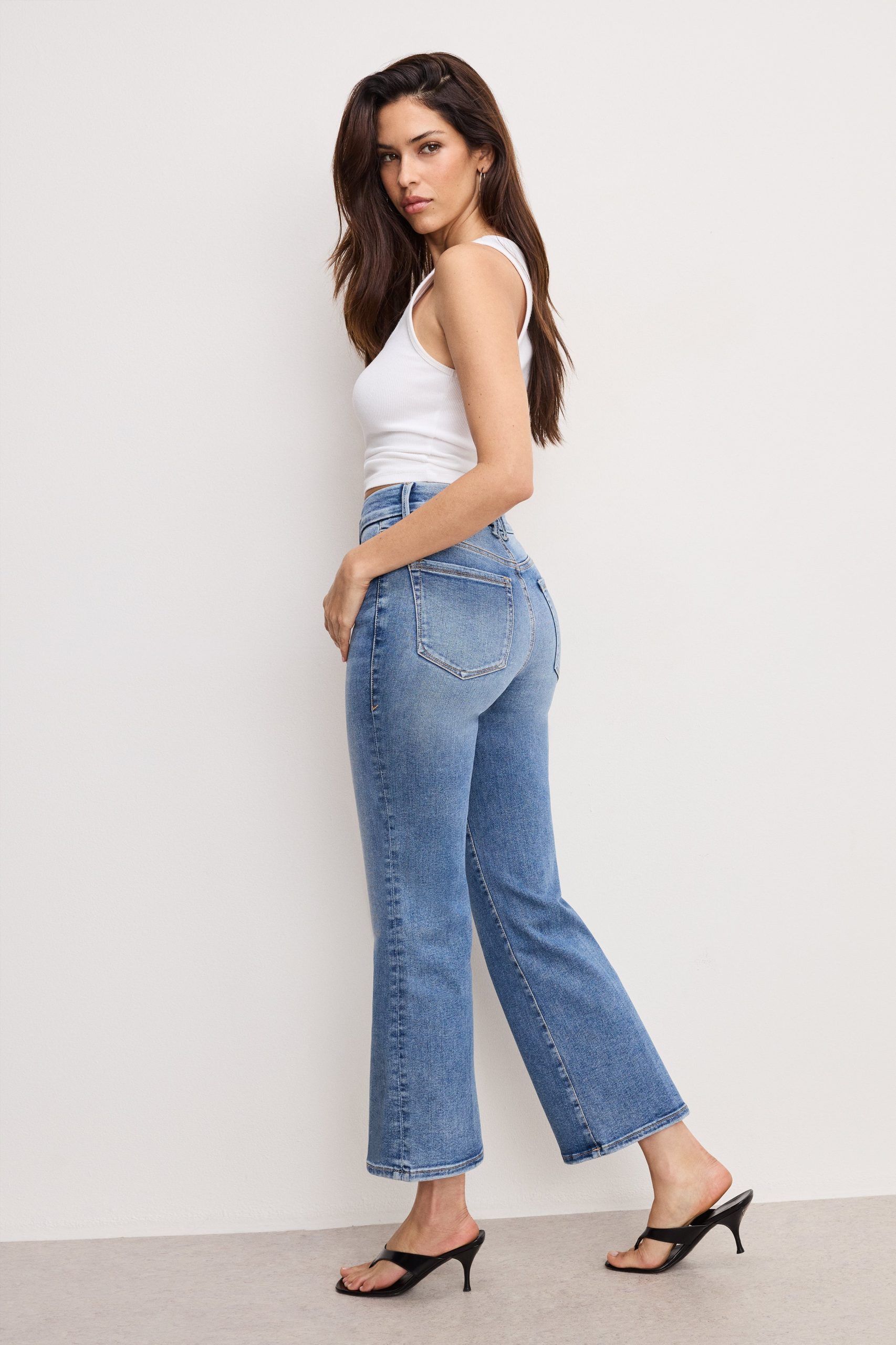 ALWAYS FITS GOOD LEGS CROPPED MINI BOOT JEANS | INDIGO953