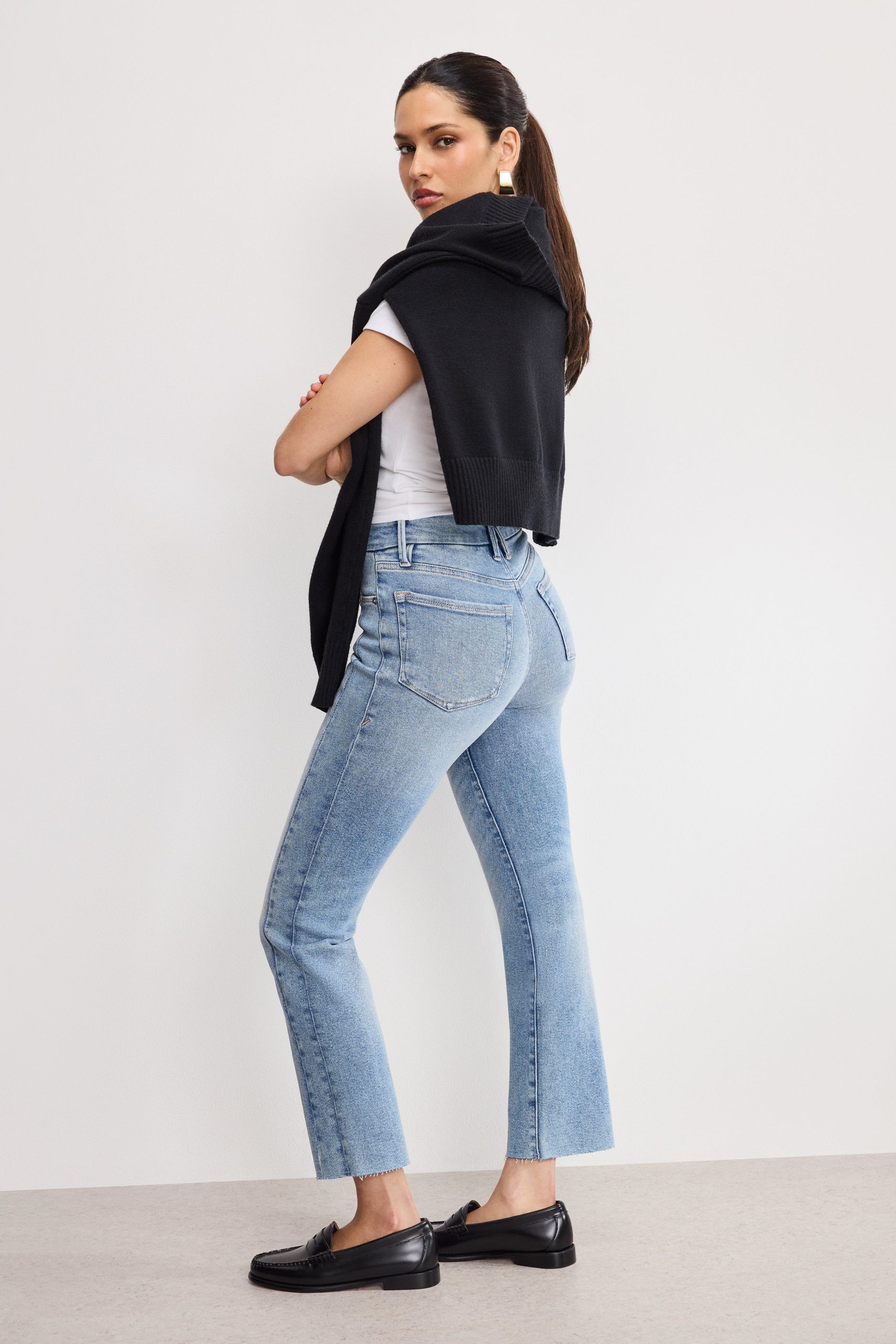 SOFT TECH GOOD LEGS STRAIGHT JEANS | INDIGO799 - Image 4