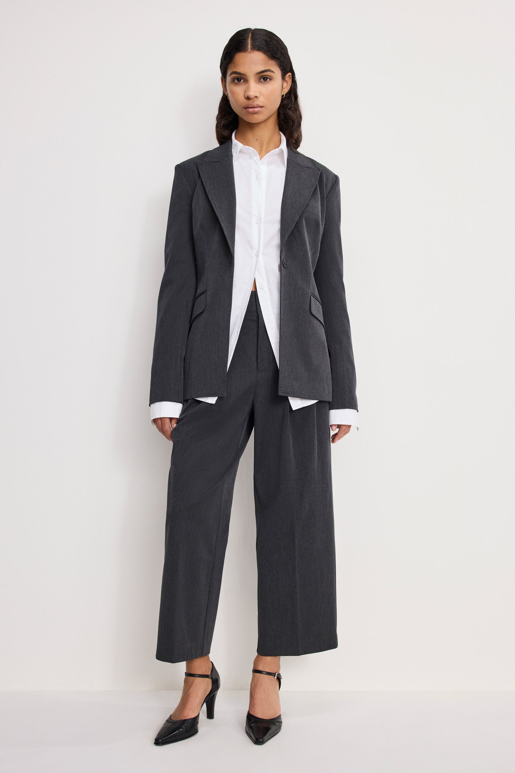 ESSENTIAL SUITING SCULPTED BLAZER | DARK HEATHER GRAY - Image 2