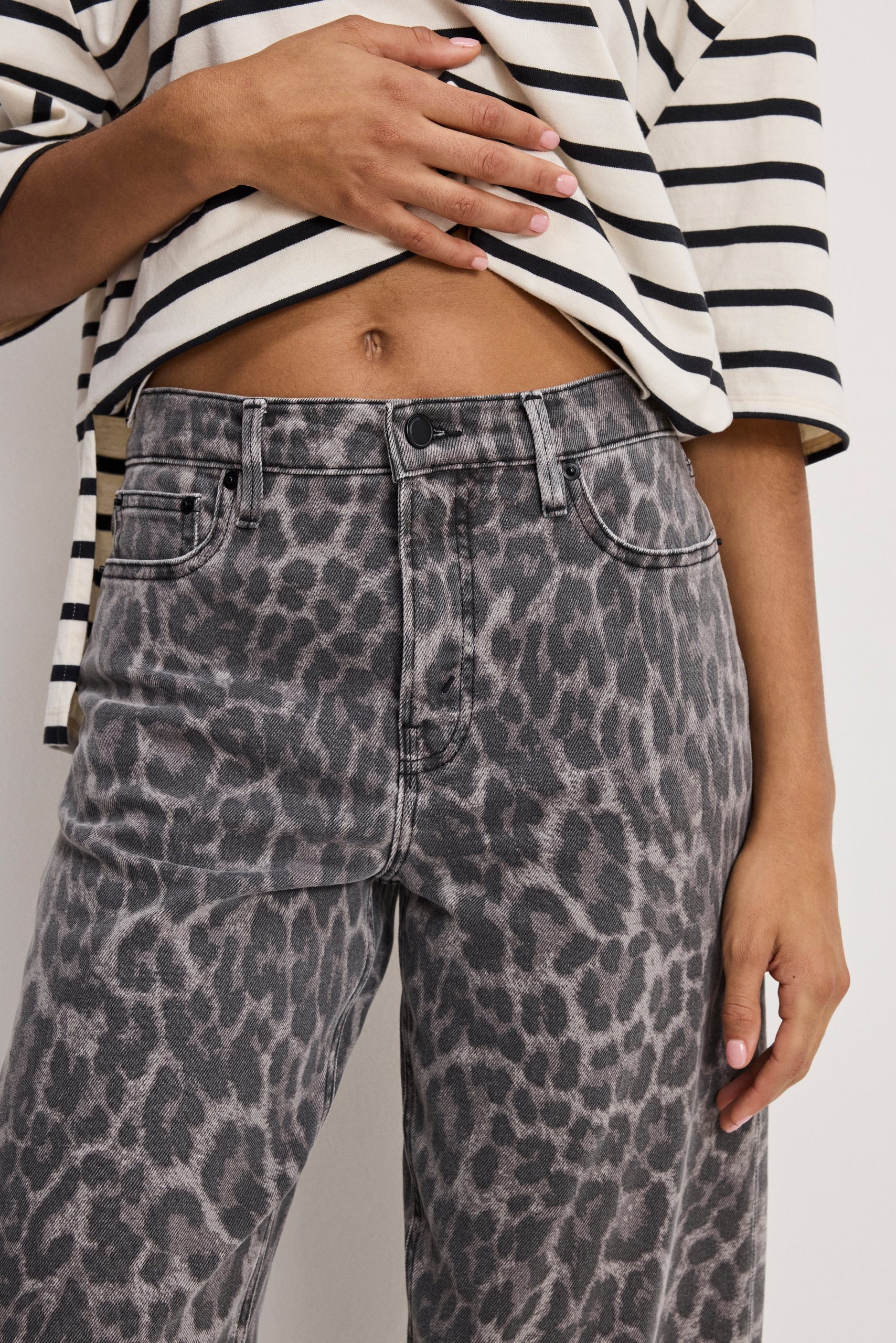 GOOD BARREL JEANS | GREY LUCKY LEOPARD - Image 5