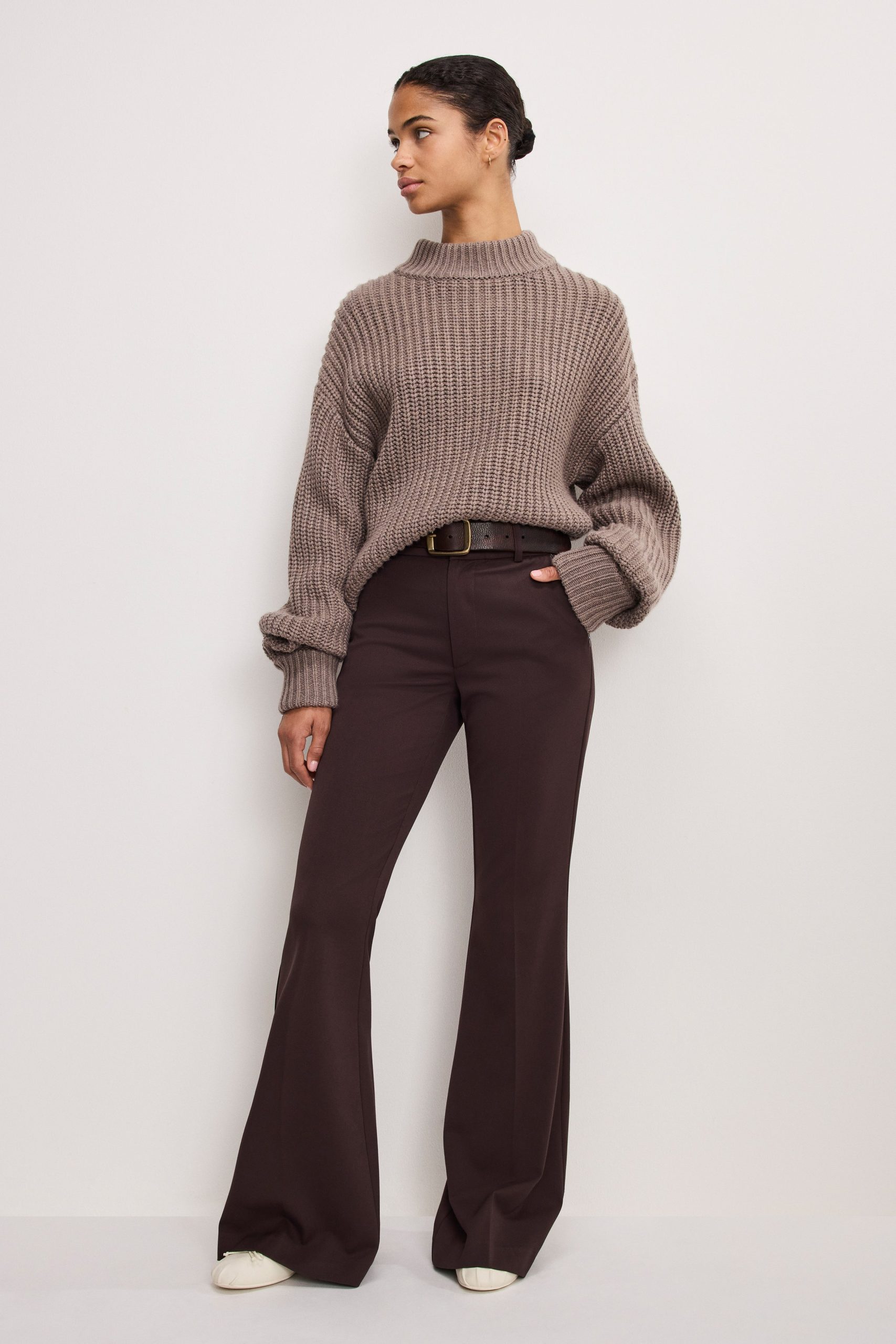 ESSENTIAL SUITING FLARE TROUSERS | DARK CHOCOLATE