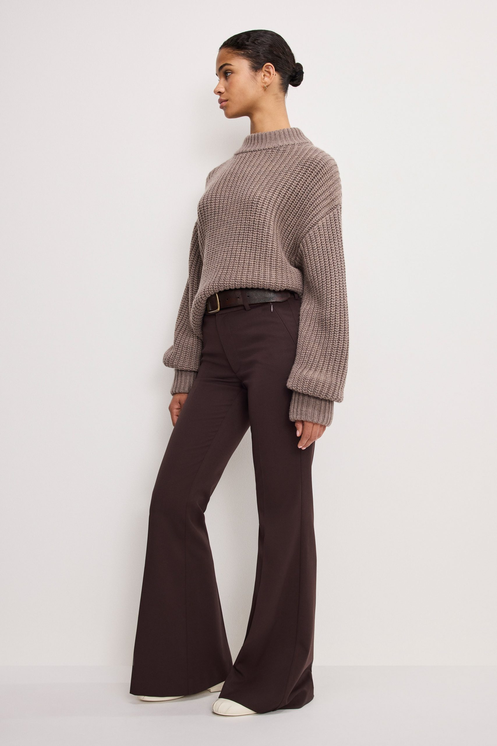 ESSENTIAL SUITING FLARE TROUSERS | DARK CHOCOLATE - Image 2
