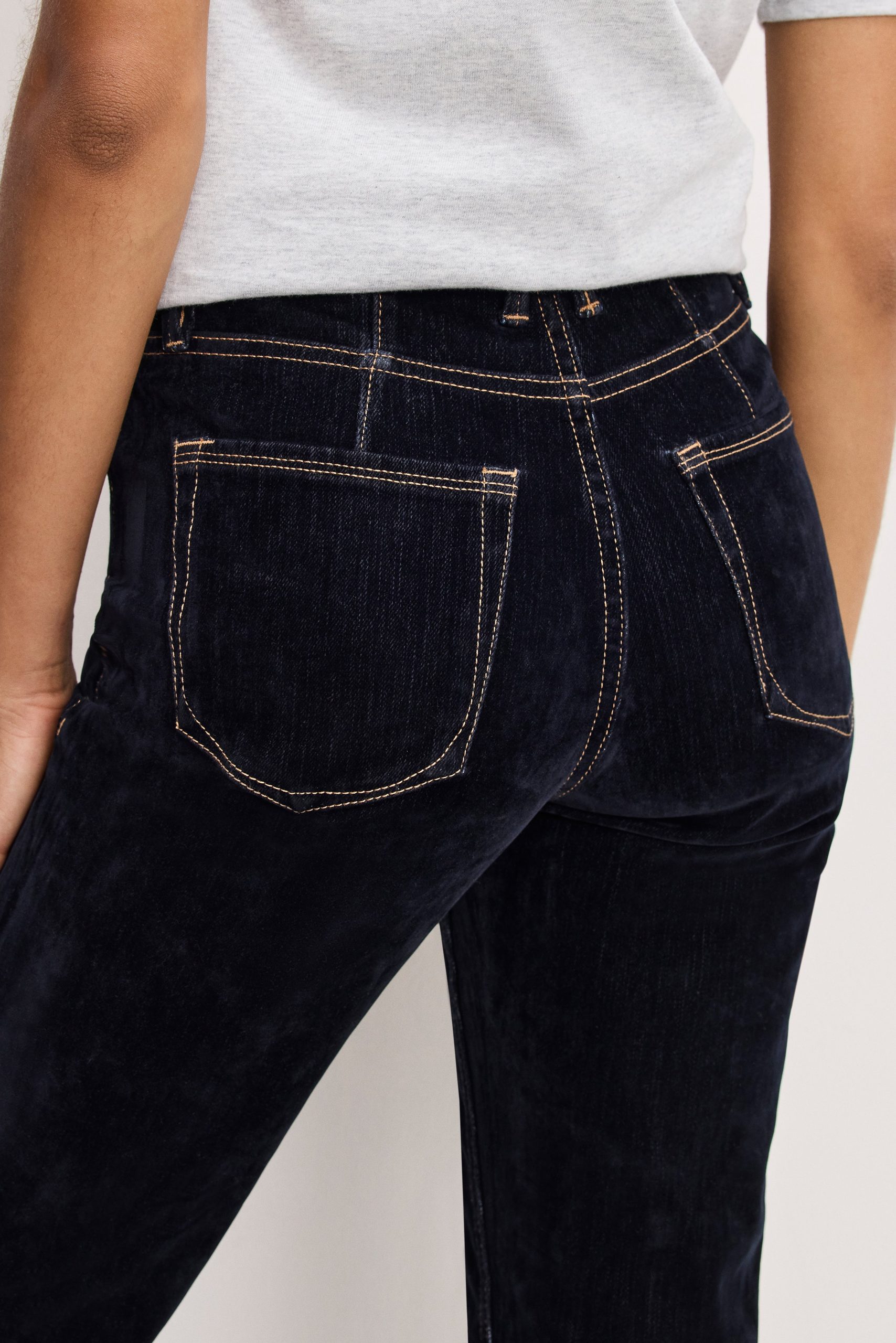 GOOD ICON STRAIGHT FLOCKED DENIM JEANS | INDIGO939 - Image 4