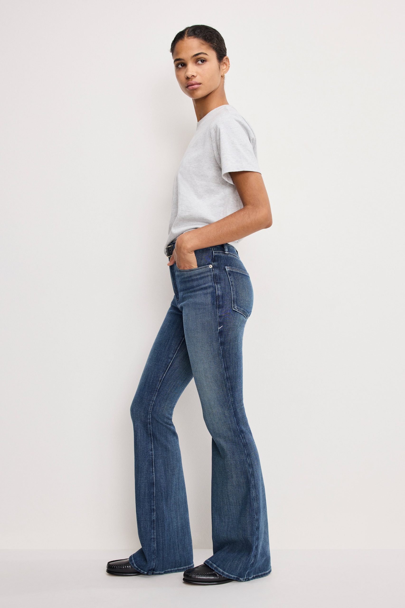 SOFT TECH GOOD LEGS FLARE JEANS | INDIGO855 - Image 3