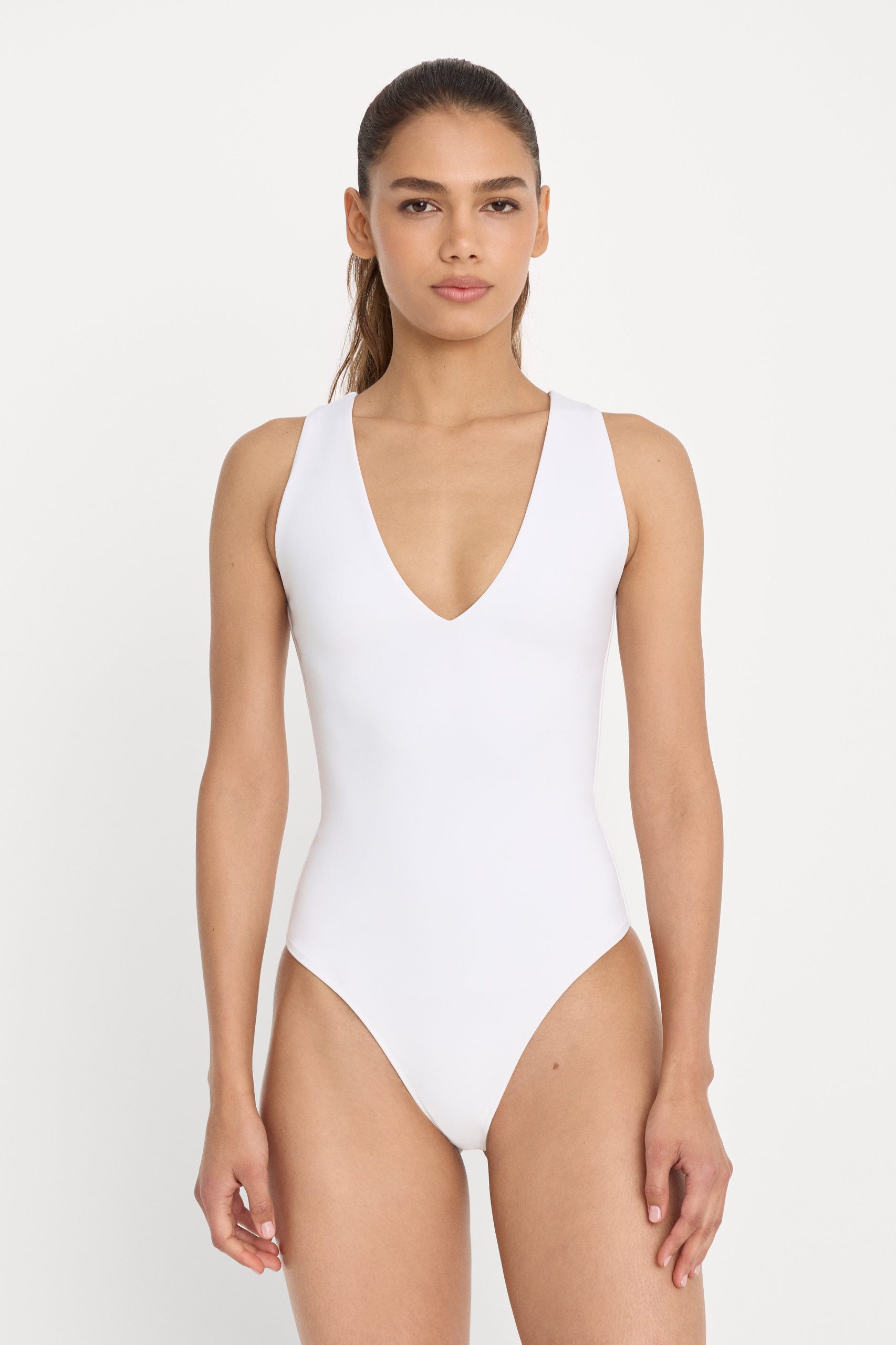 SCULPTING DEEP V BODYSUIT | WHITE001 - Image 2