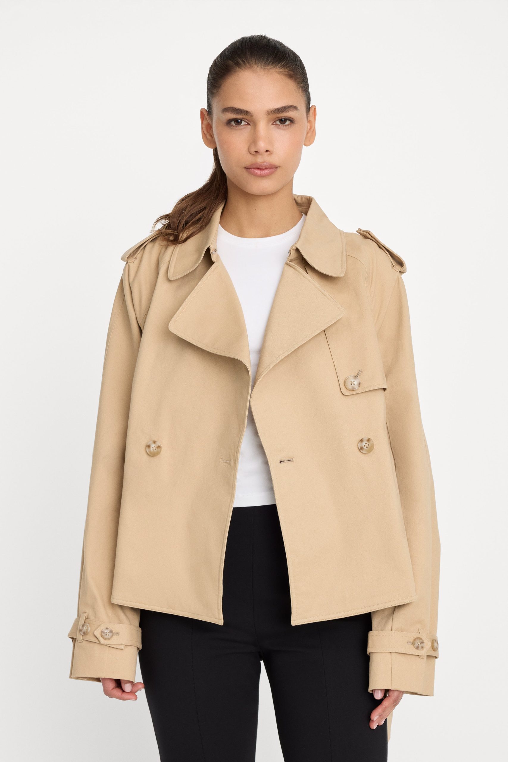THE CROPPED TRENCH JACKET | SANDY FAWN - Image 2