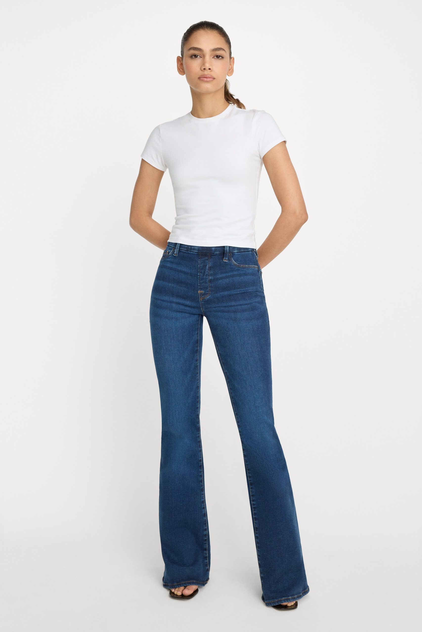 POWER STRETCH PULL-ON FLARE JEANS | INDIGO491