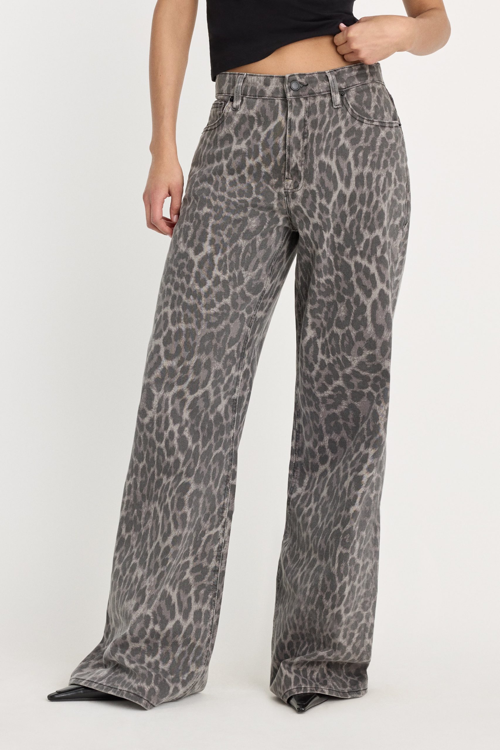 GOOD EASE LEOPARD JEANS | GREY LUCKY LEOPARD - Image 2