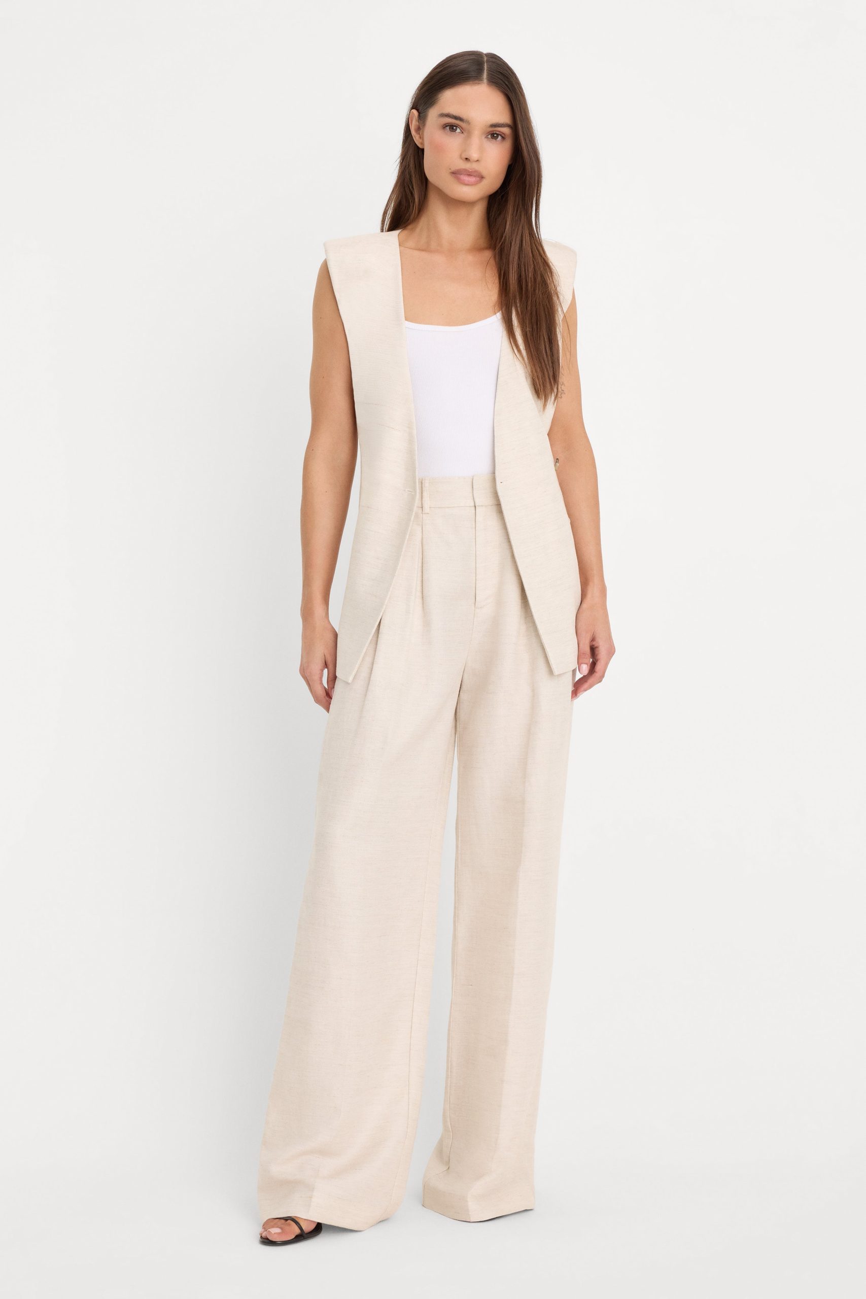 LINEN SLEEVELESS BELTED VEST | OAT - Image 4