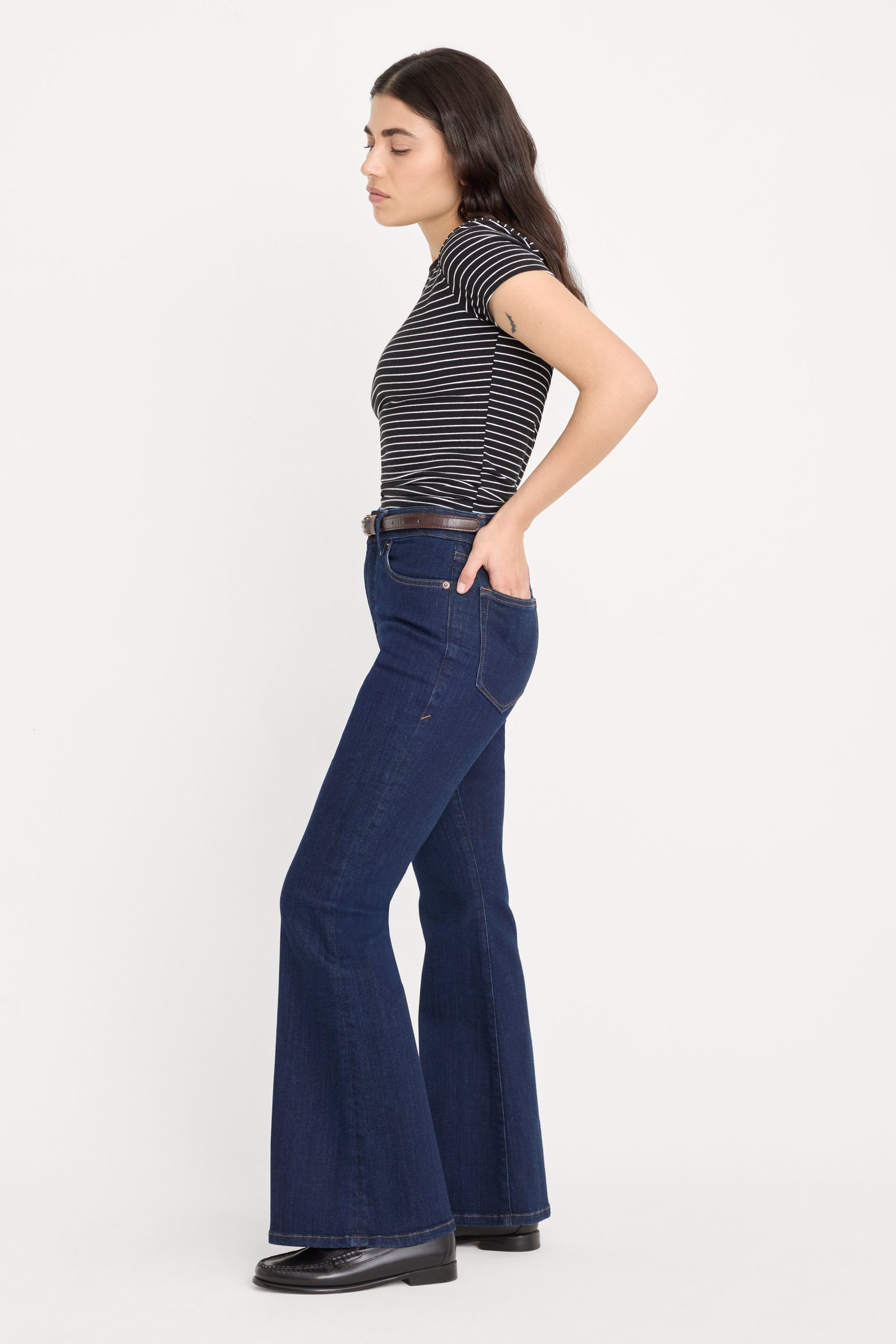 GOOD PETITE FLARE JEANS | INDIGO1153 - Image 4