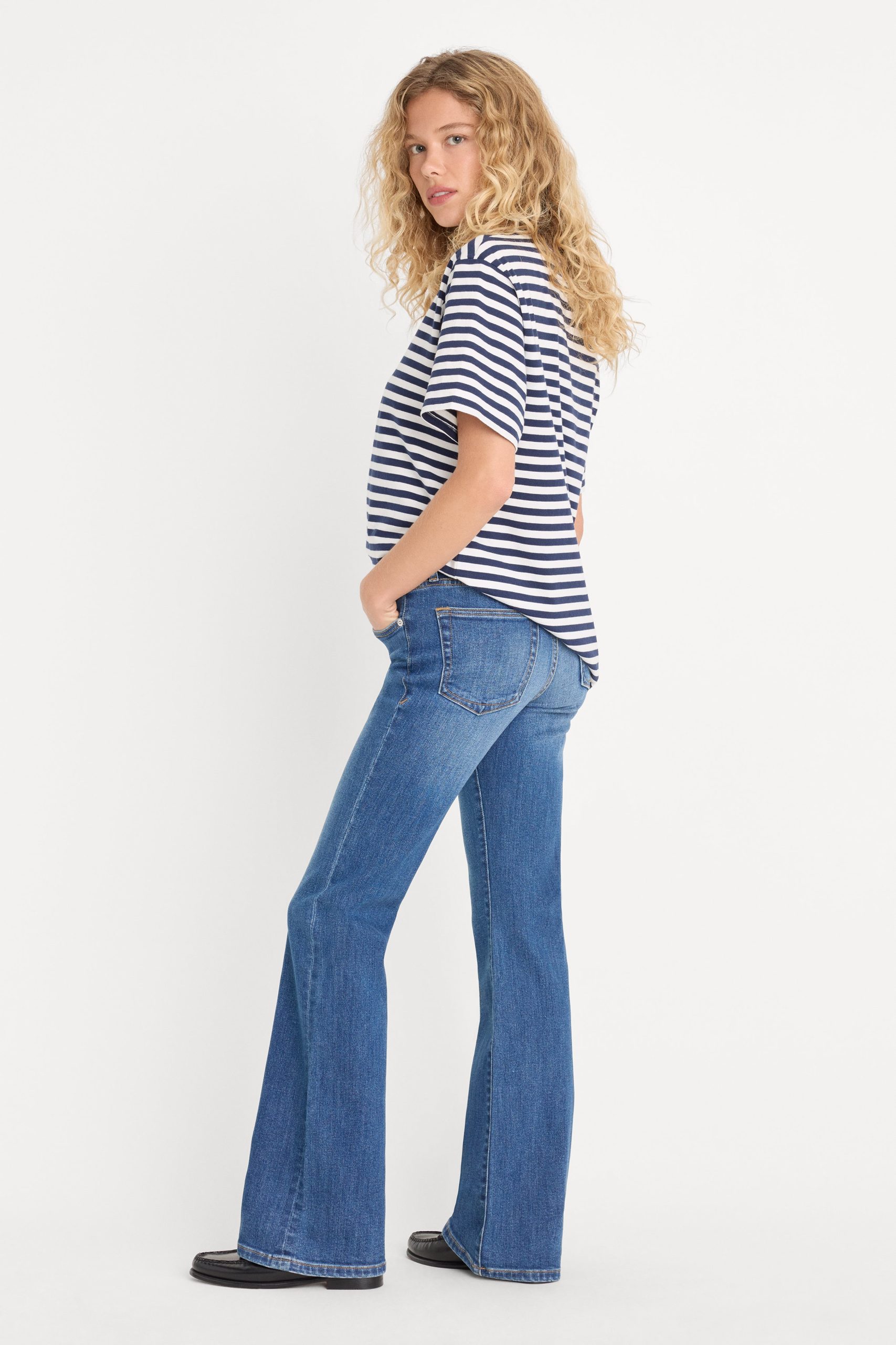 GOOD LOW RISE BOOTCUT JEANS | ARTICULATE - Image 3