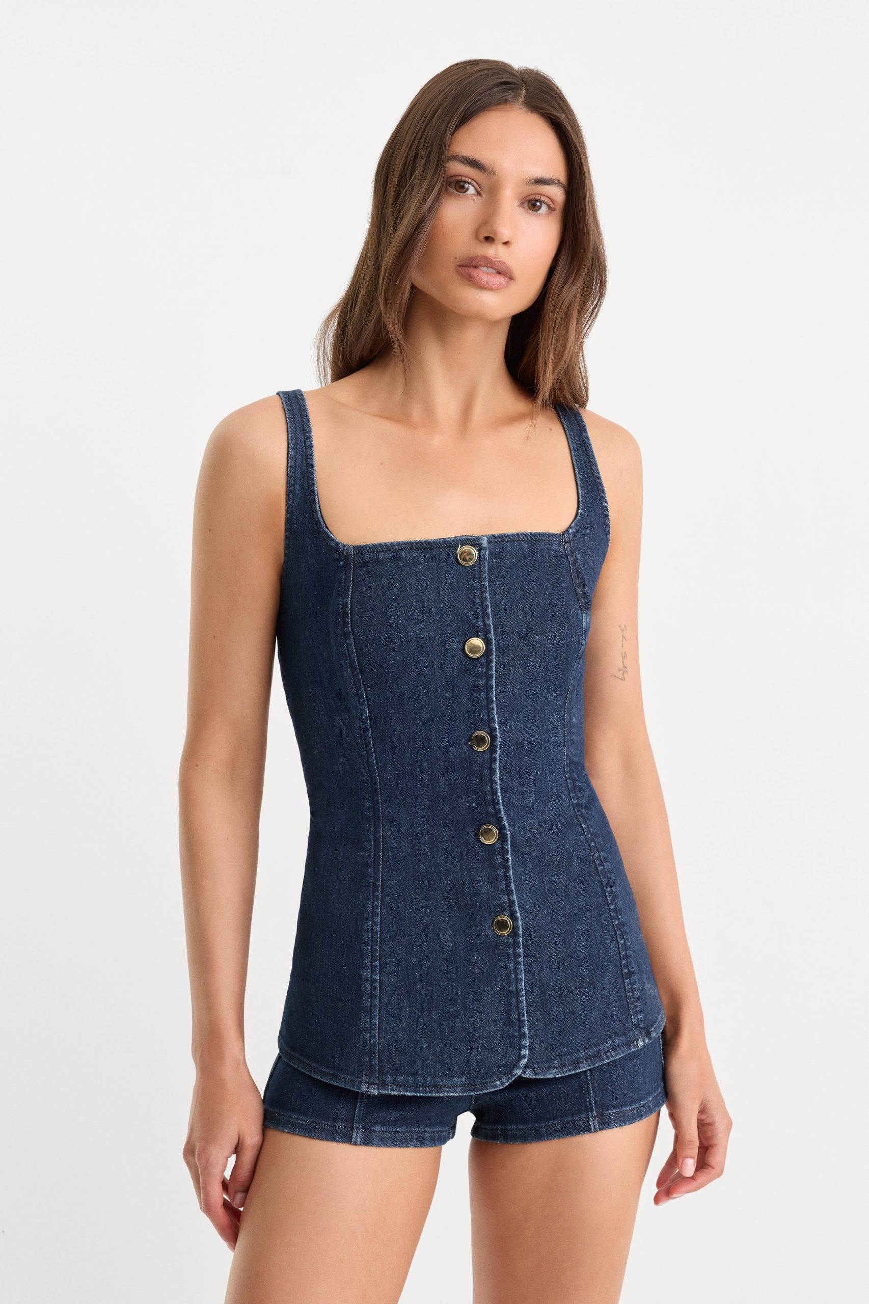 SLEEVELESS DENIM BUTTON FRONT TOP | INDIGO1169