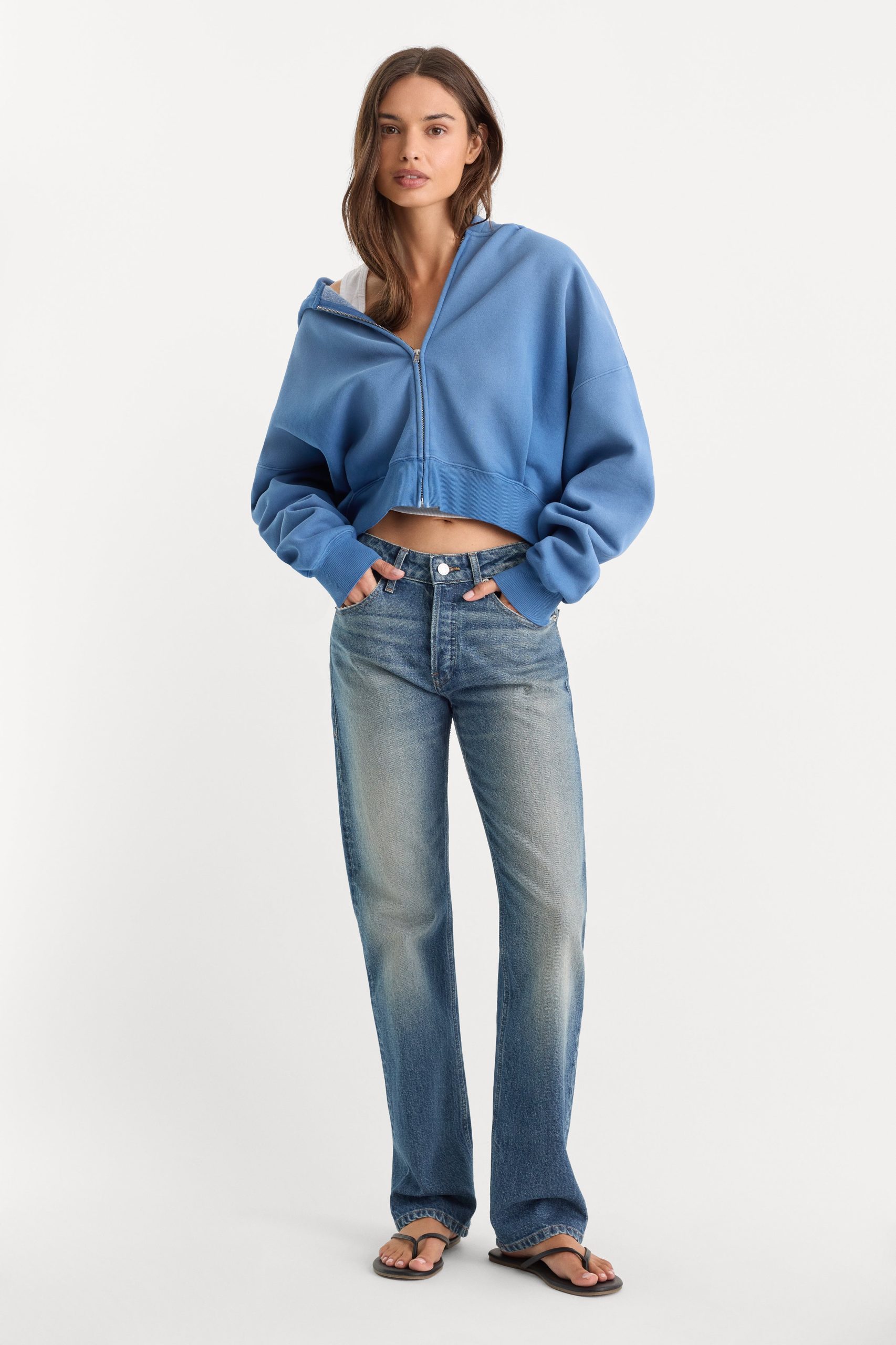 THE ZIP UP SWEATSHIRT | BLUE DRIFT - Image 4