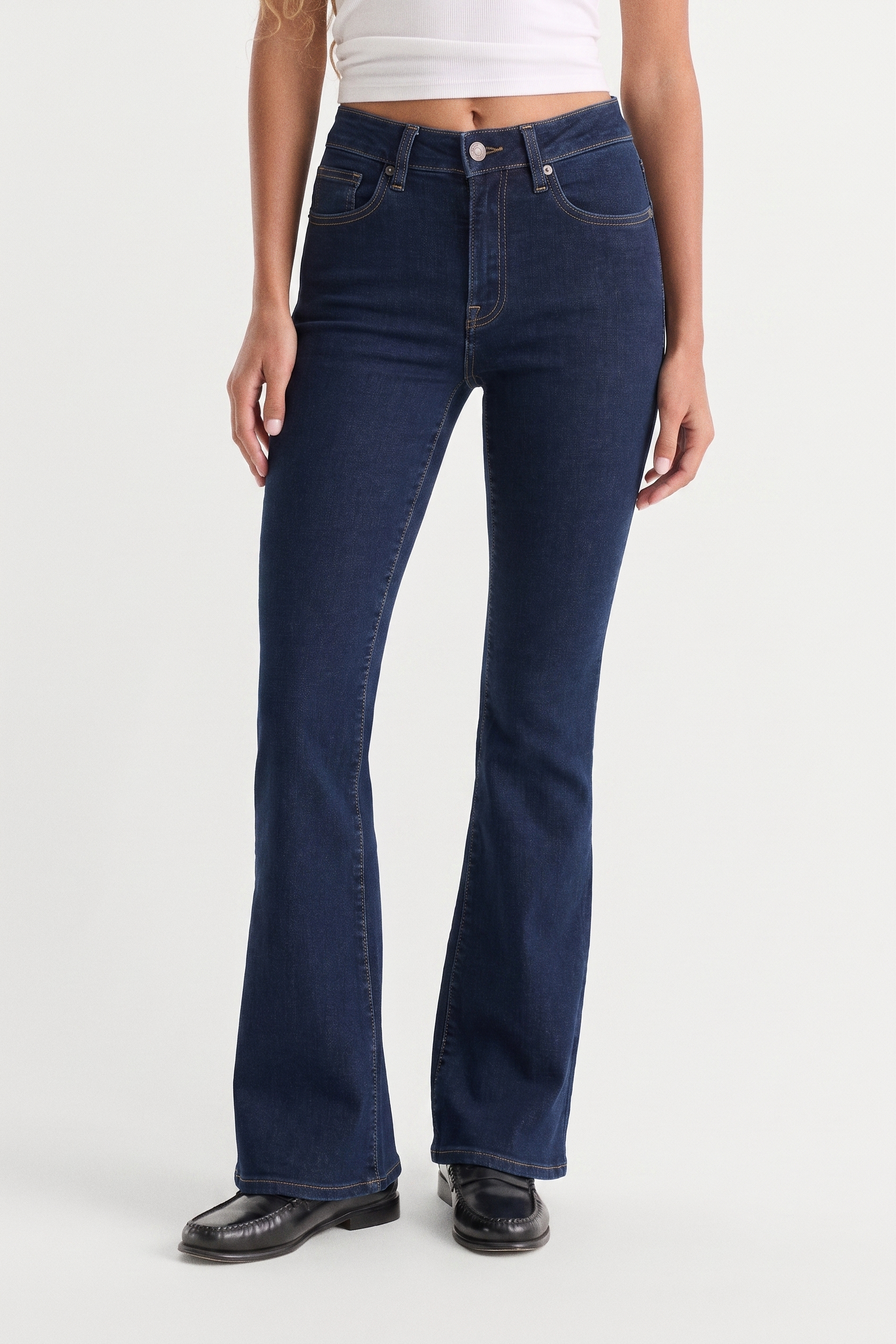 ALWAYS FITS GOOD PETITE FLARE JEANS | INDIGO1317 - Image 2