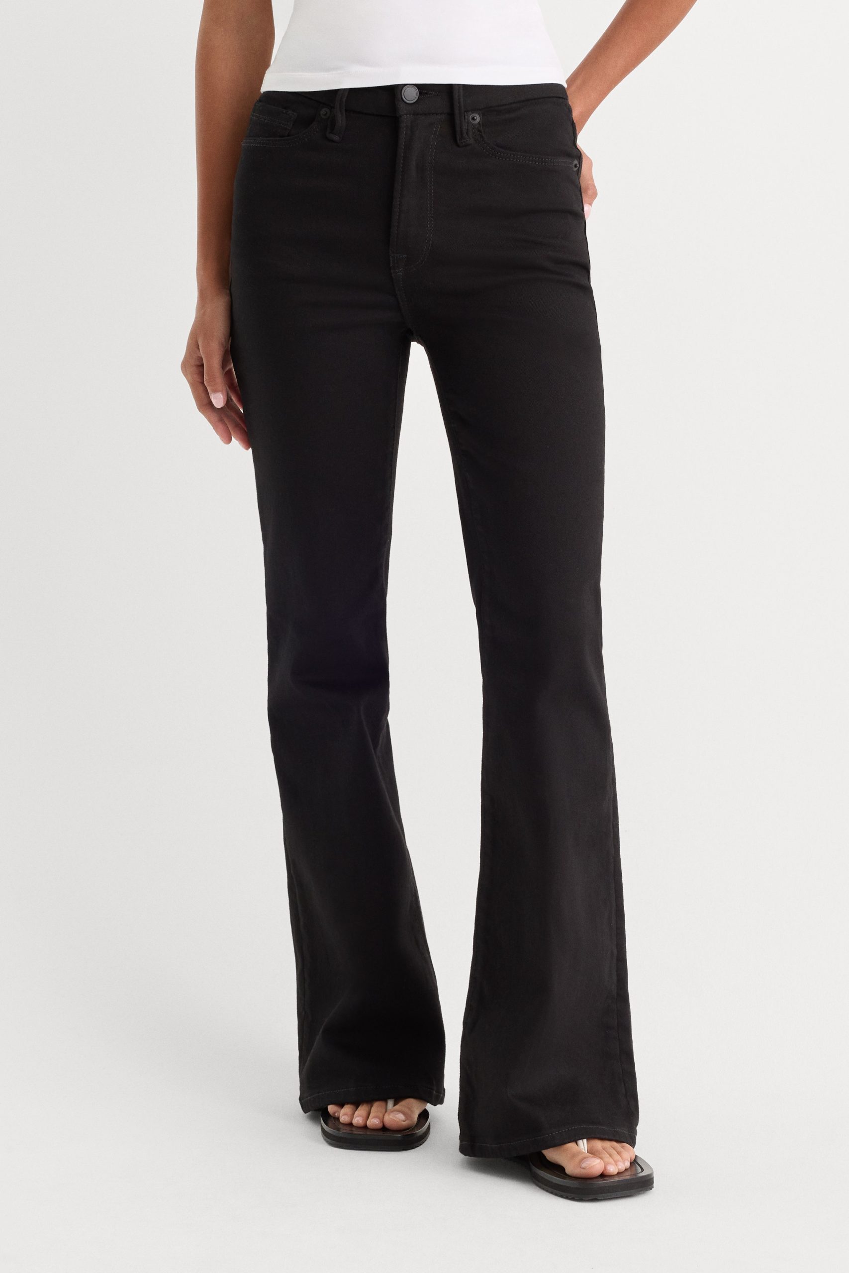 NEVER FADE GOOD PETITE FLARE JEANS | BLACK - Image 2