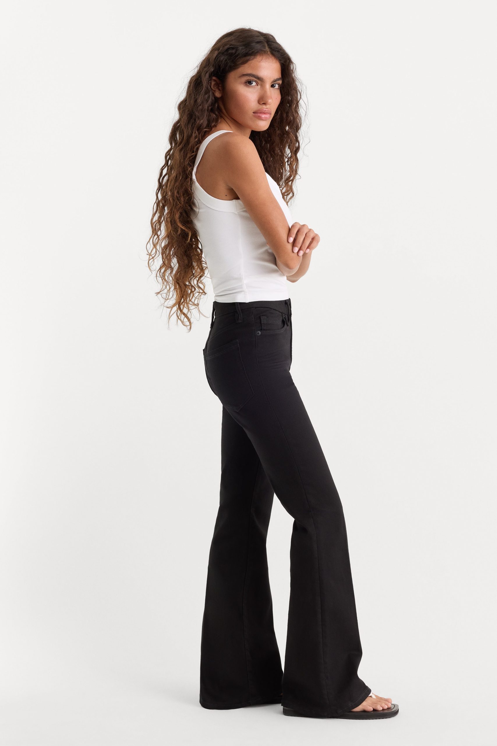NEVER FADE GOOD PETITE FLARE JEANS | BLACK