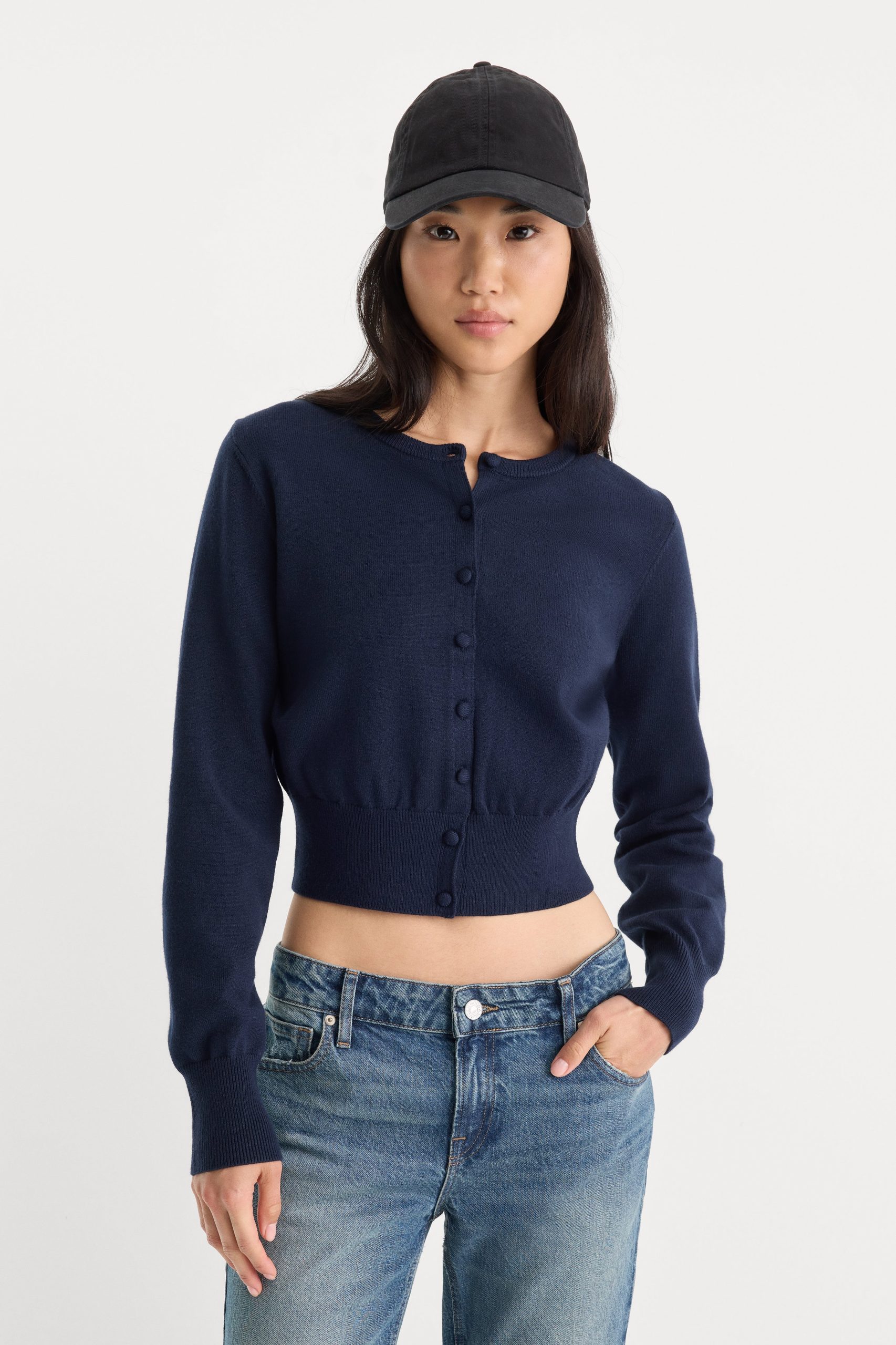 THE FINE KNIT CARDIGAN | NEW NAVY