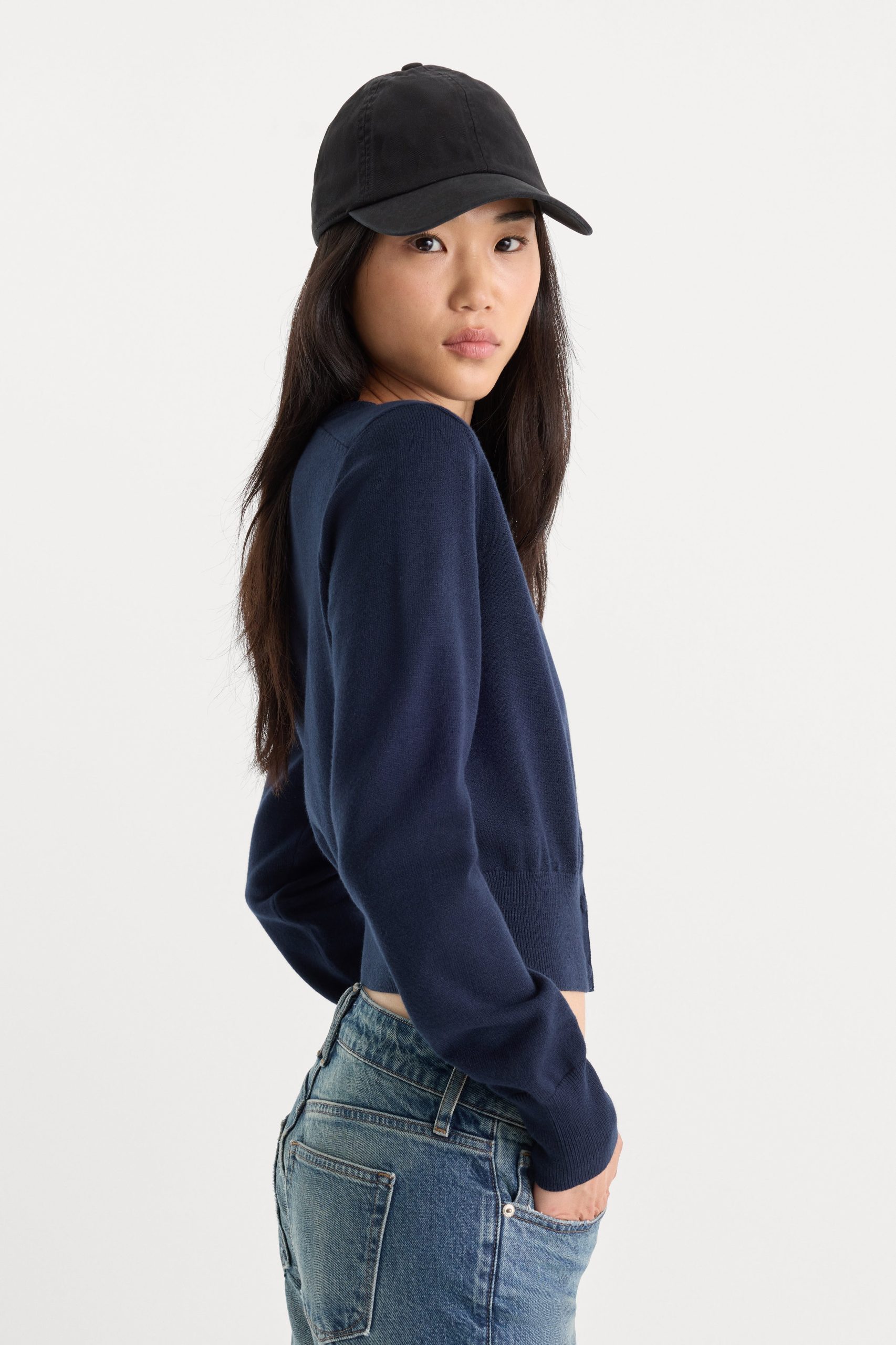 THE FINE KNIT CARDIGAN | NEW NAVY - Image 2