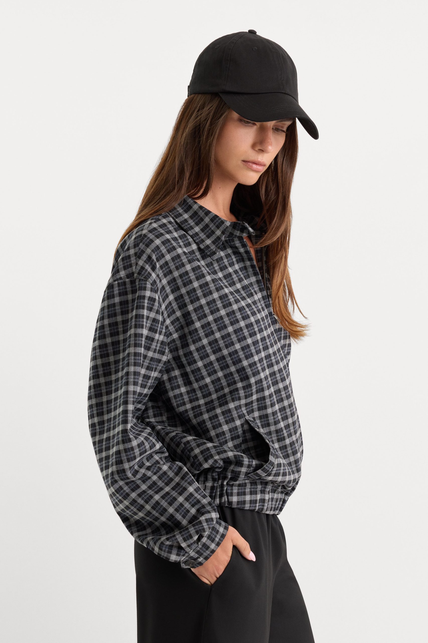 THE LIGHTWEIGHT BOMBER JACKET | CHARCOAL PLAID - Image 2