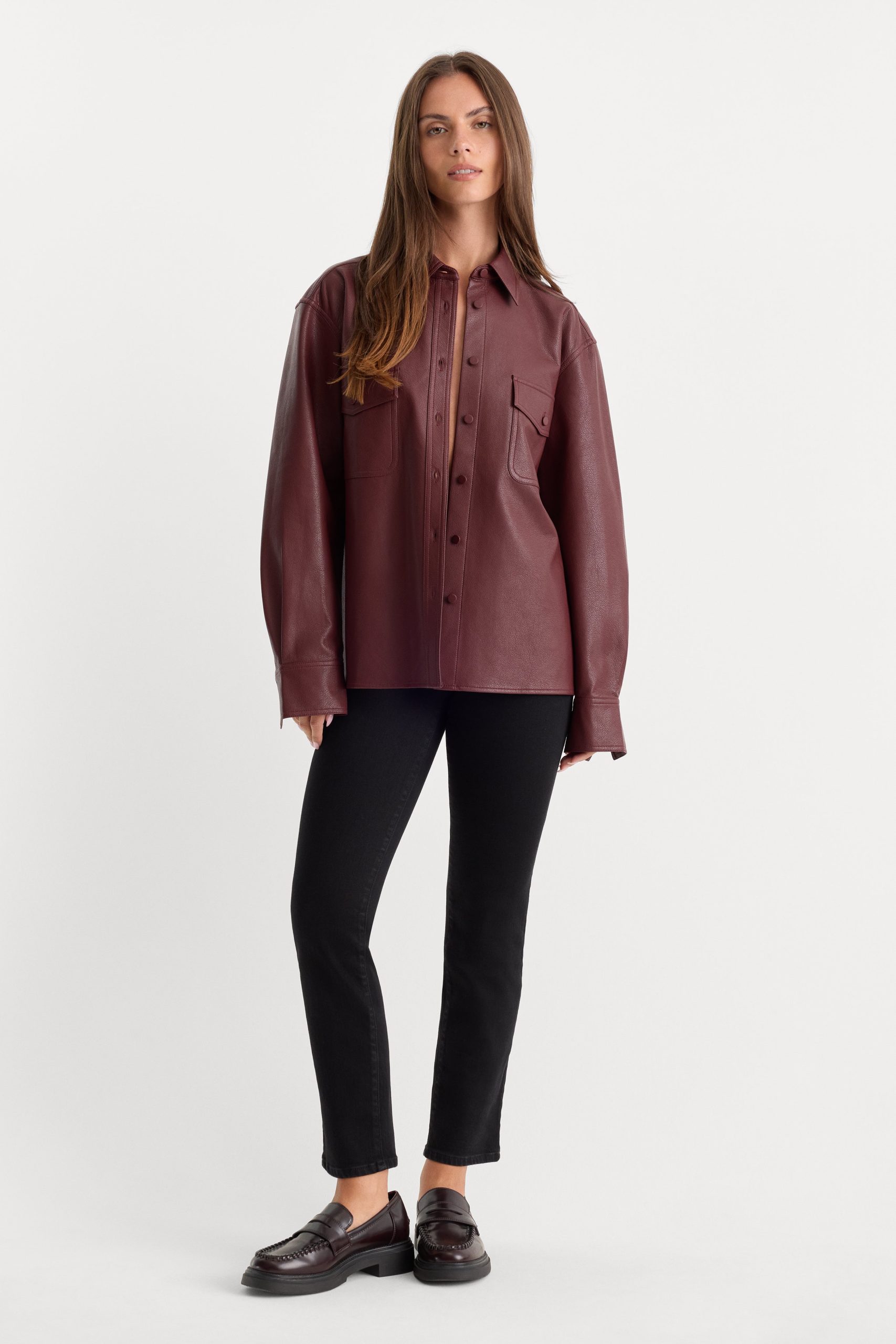 SOFT TECH GOOD PETITE STRAIGHT JEANS|BLACK001 - Image 3