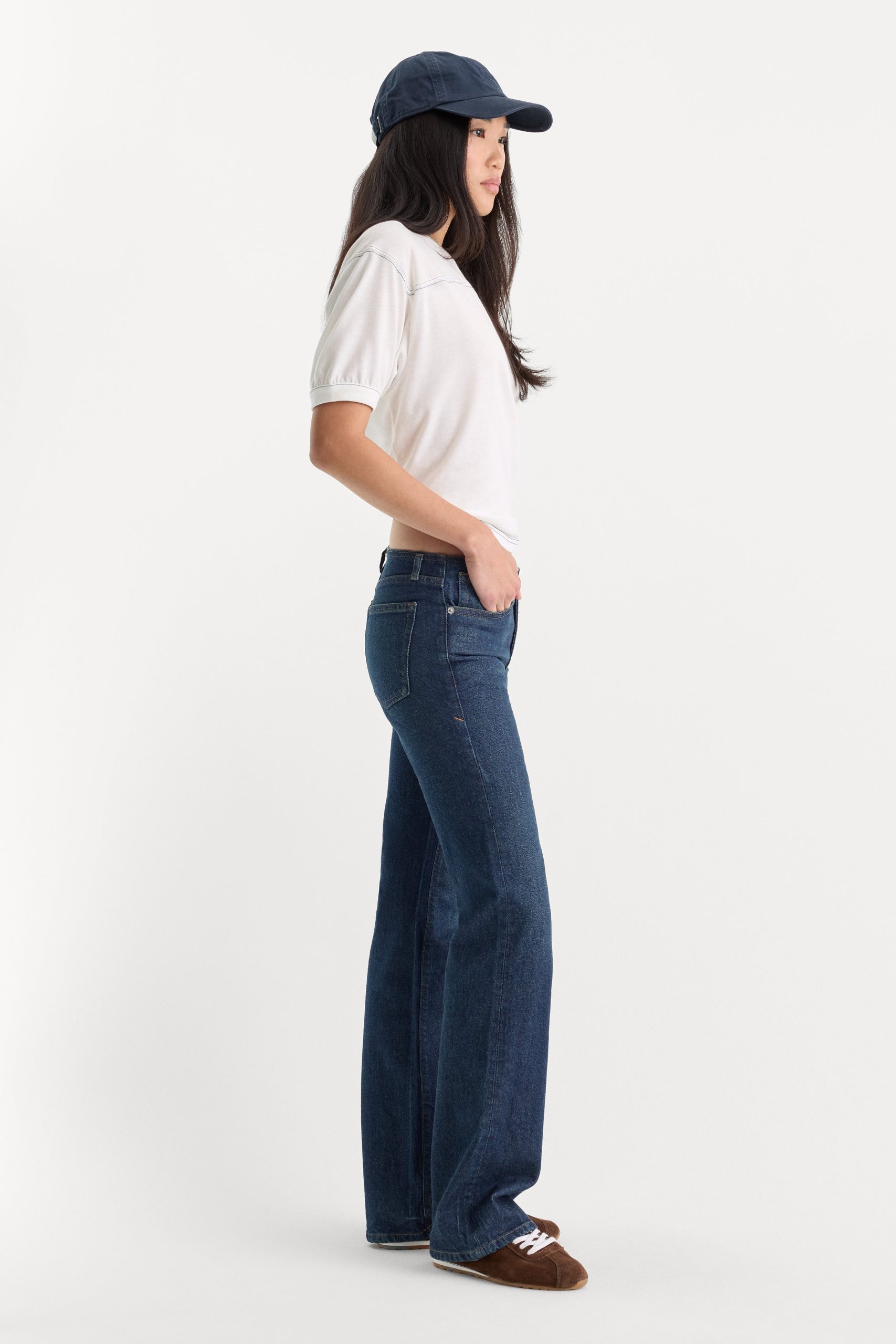 GHOST WAIST LOW RISE BOOTCUT JEANS | QUIRK - Image 4