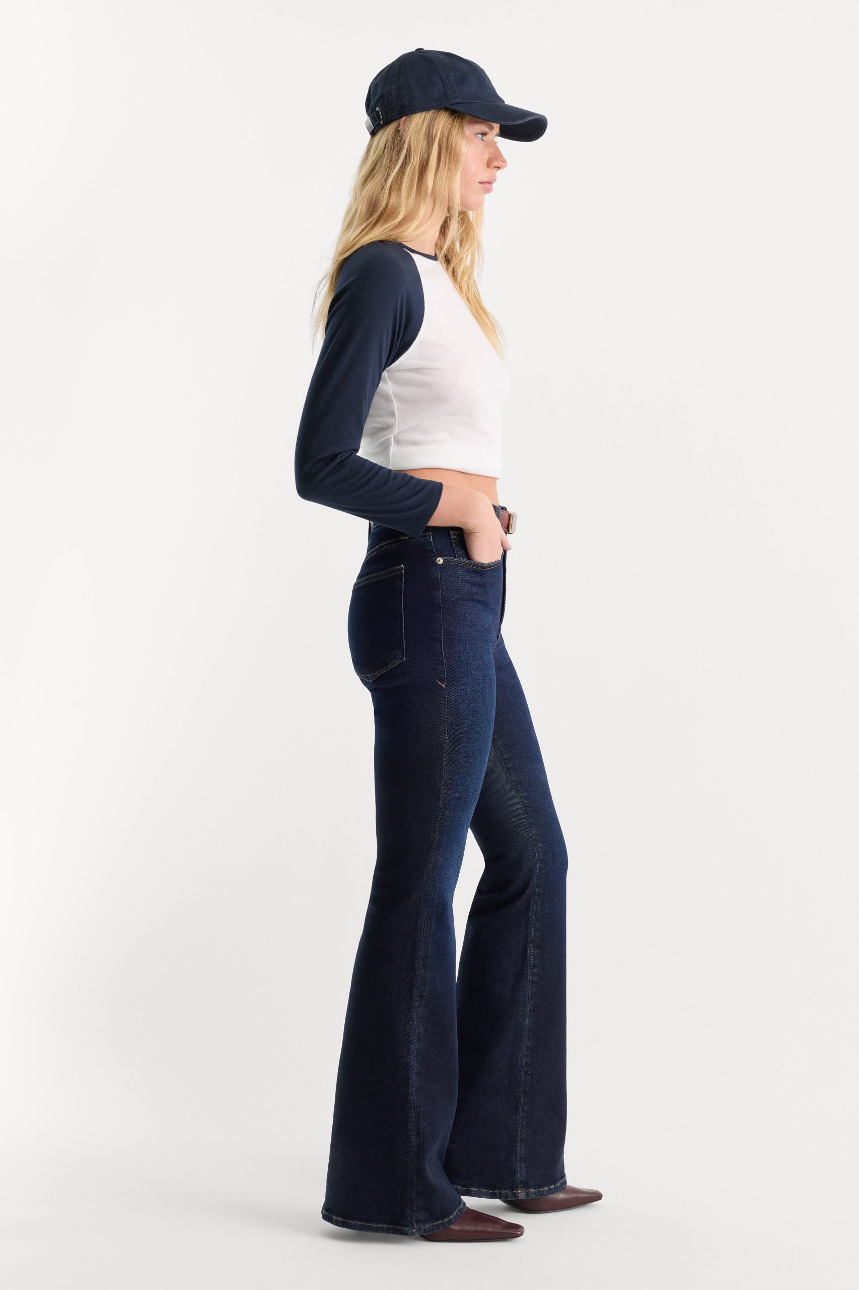 GOOD LEGS FLARE JEANS | INDIGO1308 - Image 3