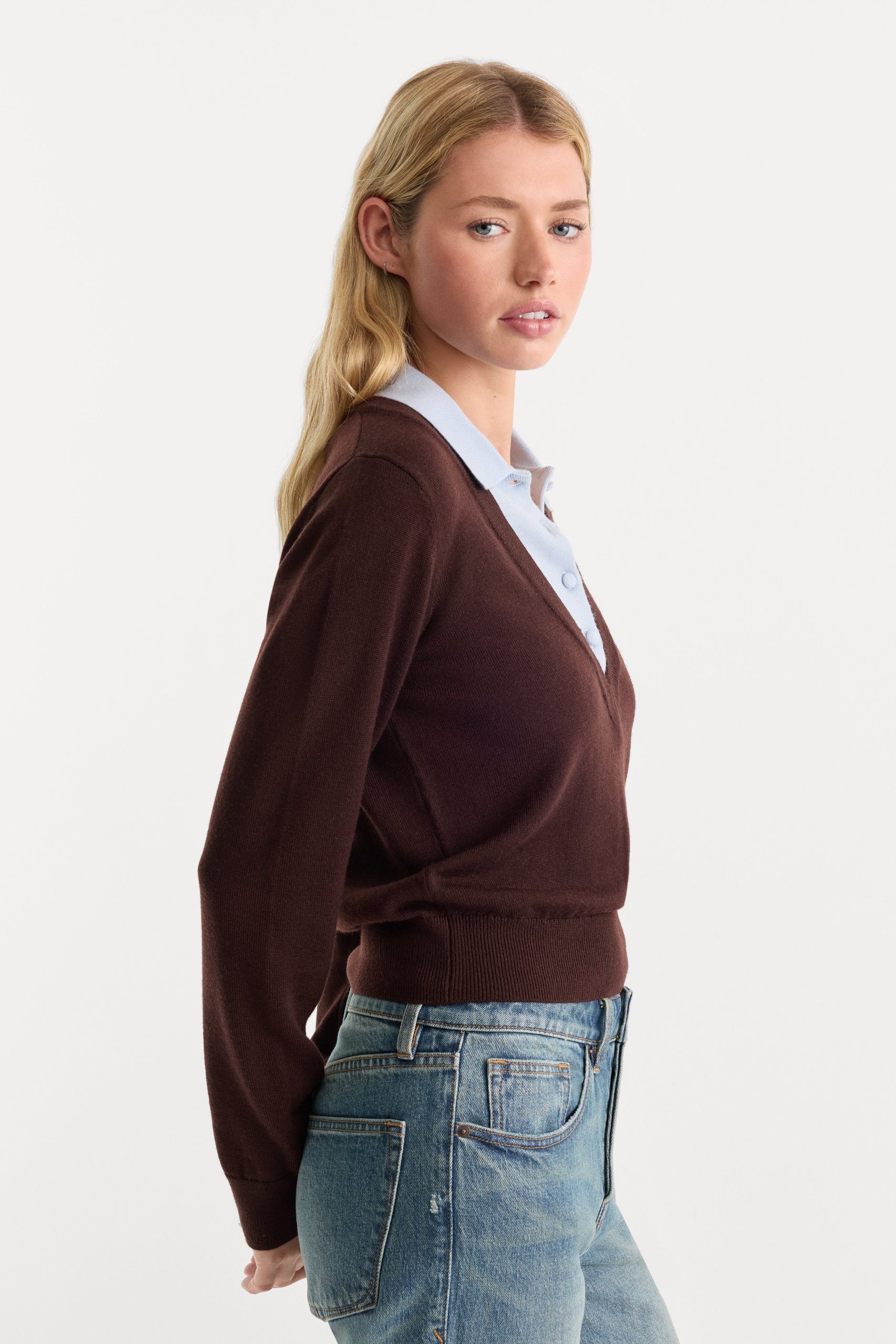 THE TWO IN ONE SWEATER | MOCHA WITH SKY - Image 3