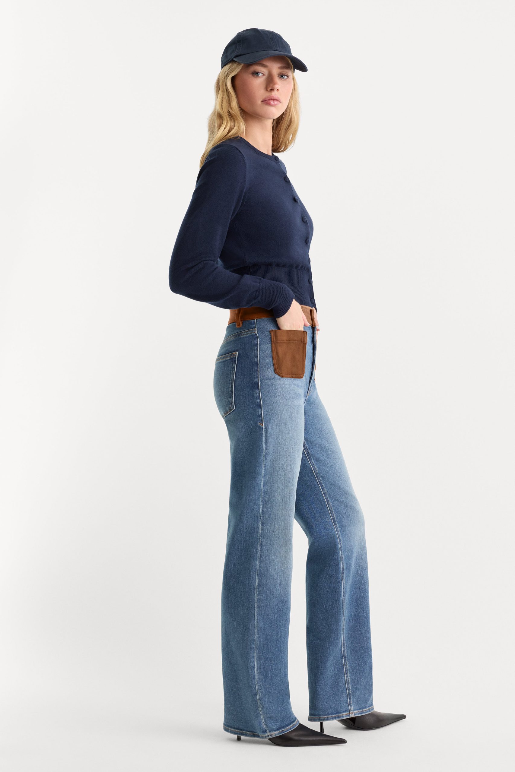 GOOD PETITE TRUE STRAIGHT JEANS | CREST - Image 2
