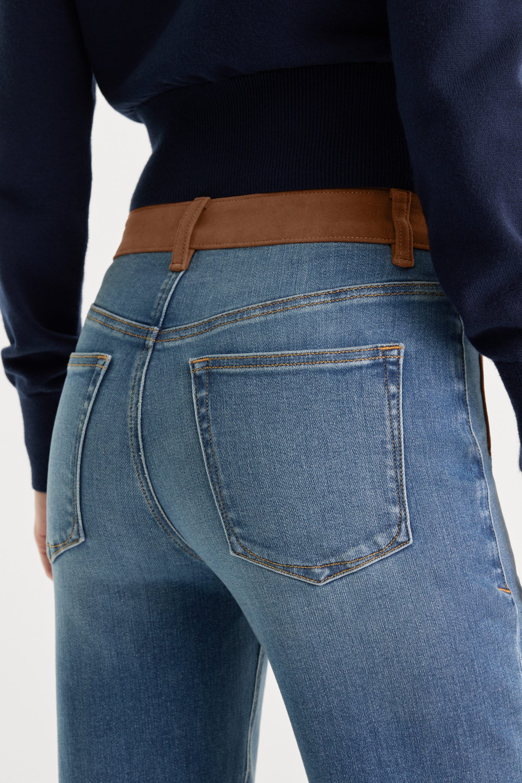 GOOD PETITE TRUE STRAIGHT JEANS | CREST - Image 6