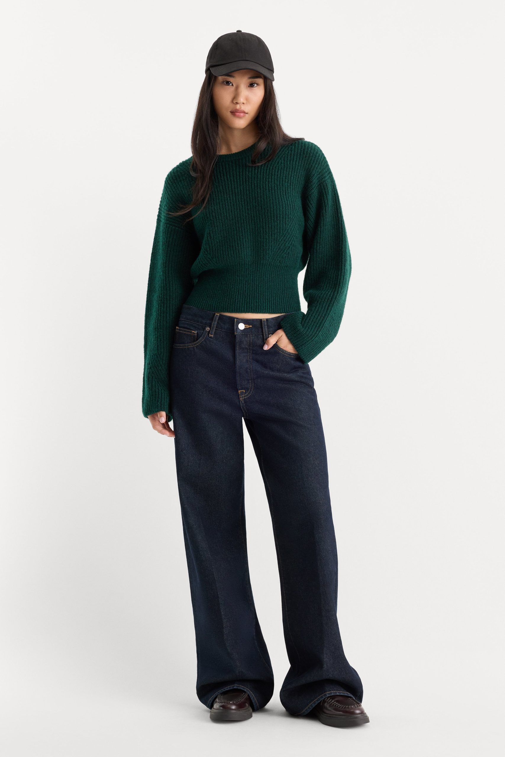 THE CHUNKY KNIT SWEATER | FOREST GREEN - Image 5
