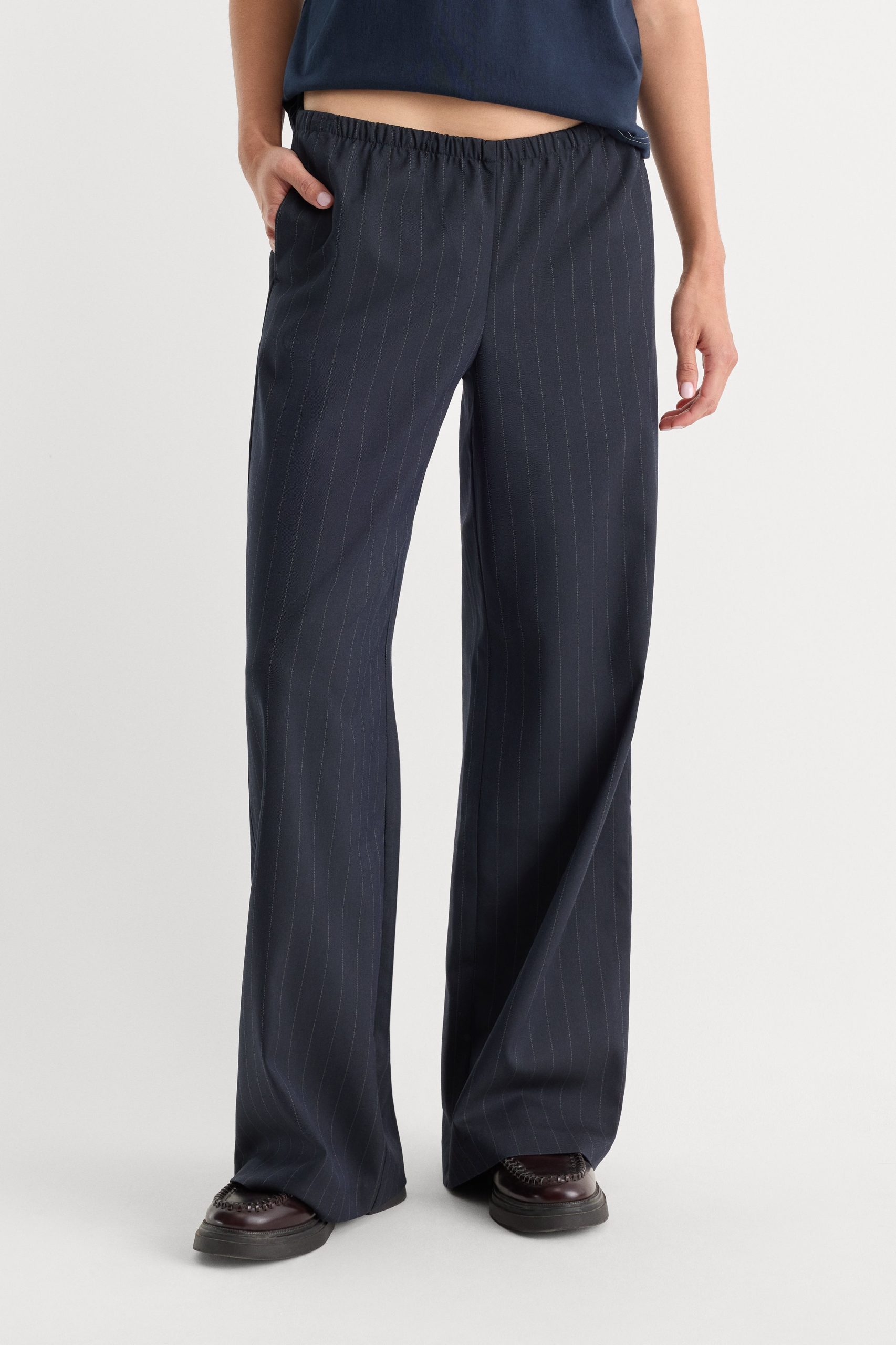 THE PINSTRIPE PULL ON TROUSER | NAVY PINSTRIPE - Image 3