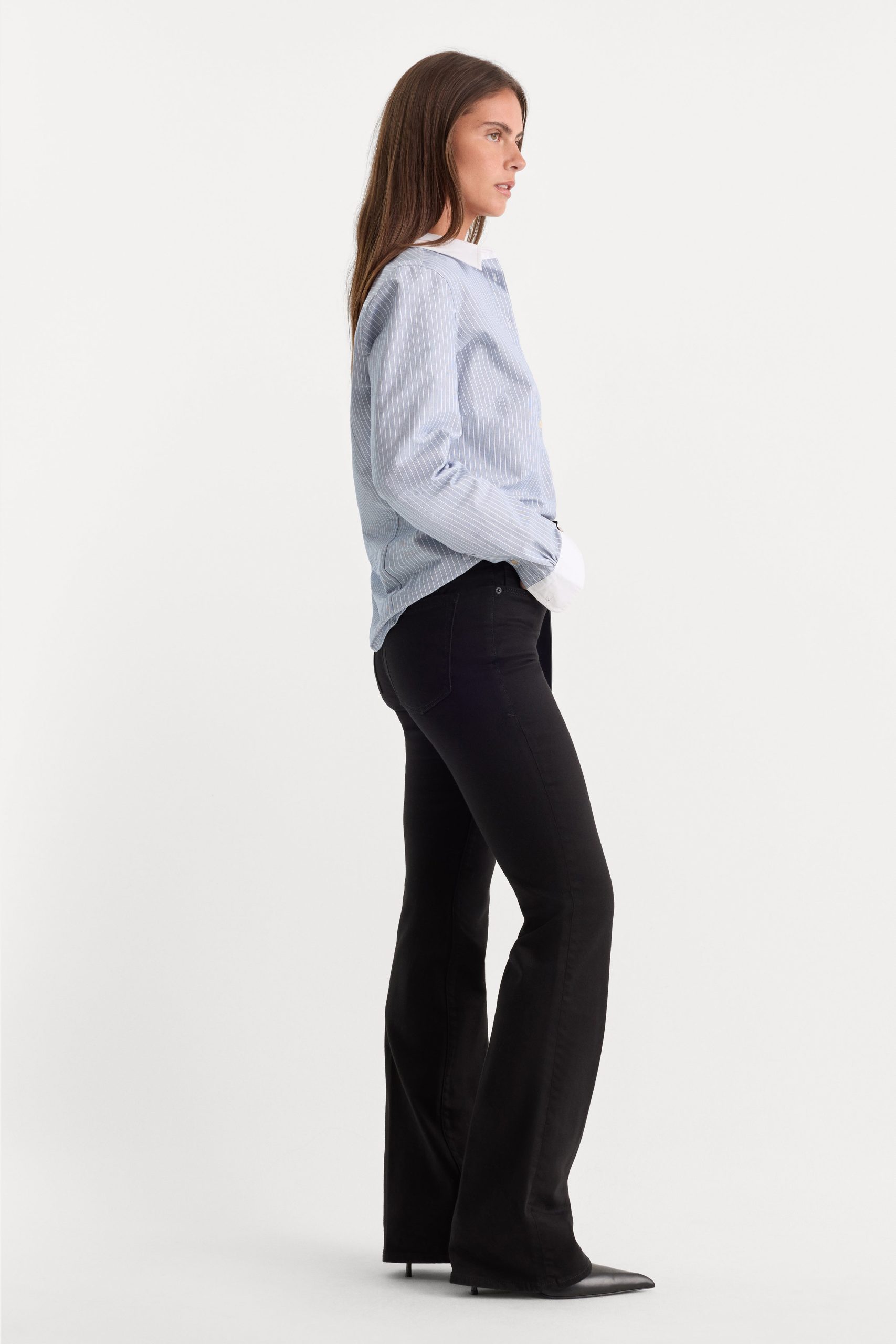 NEVER FADE GOOD CLASSIC SLIM BOOTCUT JEANS | BLACK - Image 3