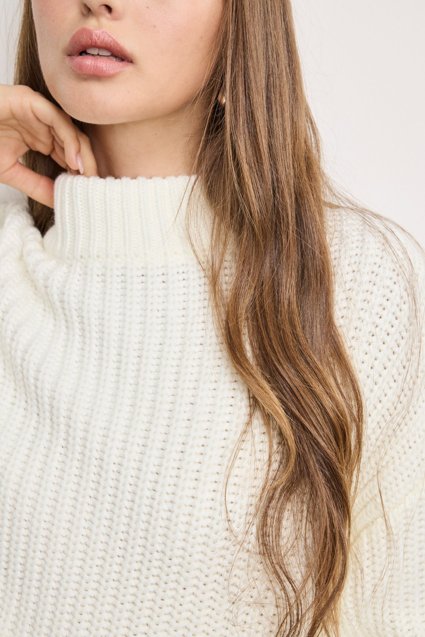 CHUNKY KNIT MOCK NECK SWEATER | IVORY003 - Image 3